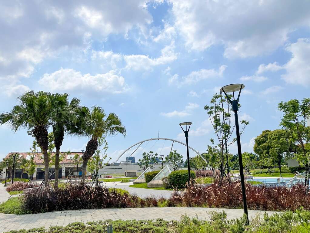 迪化休閒運動公園是休閒運動拍照打卡好去處