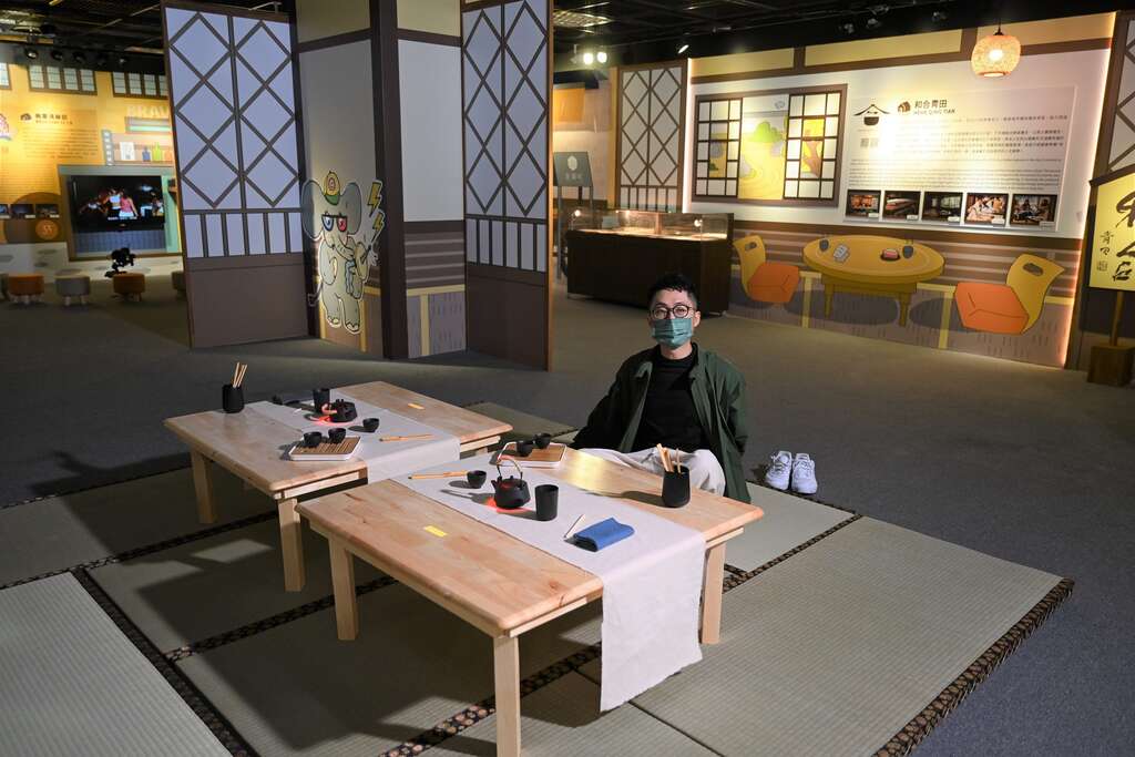 台北探索館二樓特展廳打造了日式茶席光雕體驗(圖片來源：台北市政府觀光傳播局)