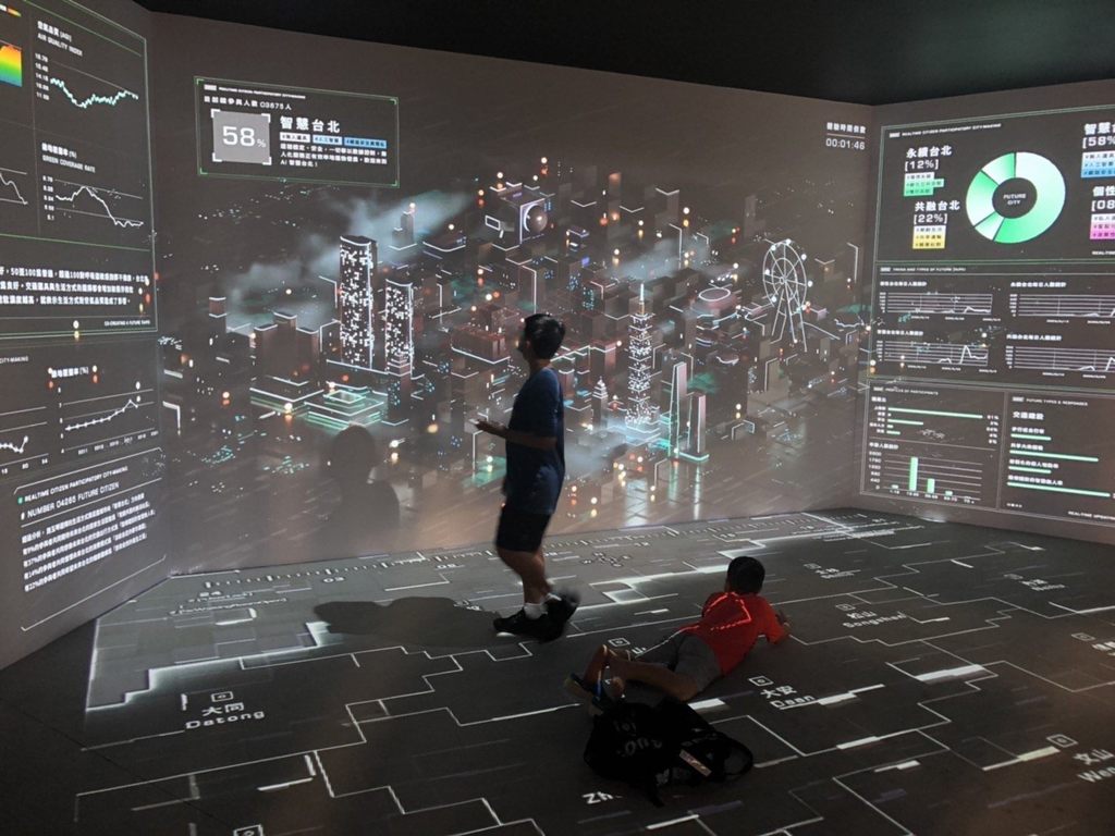 位於「智慧城市」展区的「数据共创未来台北」是2022台北城市博览会最能拍出绝美IG特色照的隐藏打卡点之一。.JPG