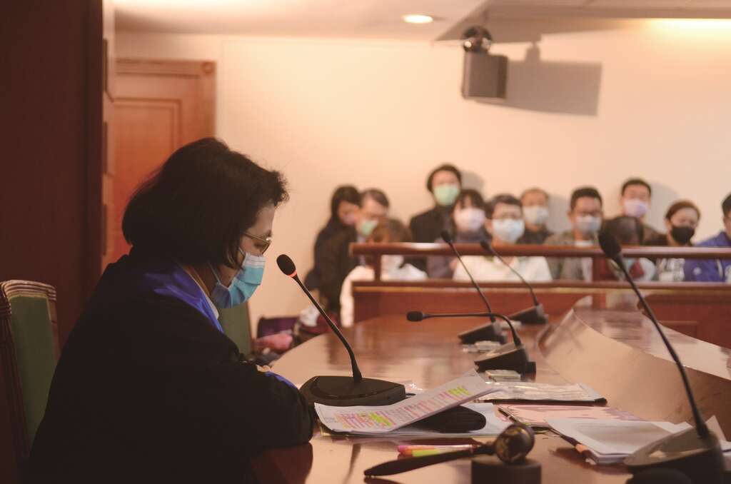 台北市民可以参与市府举办的模拟法庭，了解一般的法庭程序。（图／台湾陪审团协会）