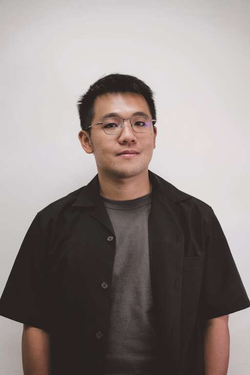 杨贵智，执业律师，以法律媒体网站「法律白话文运动」及Podcast 《法客电台》节目为大众解释法律知识。(摄影／Ray Chang)
