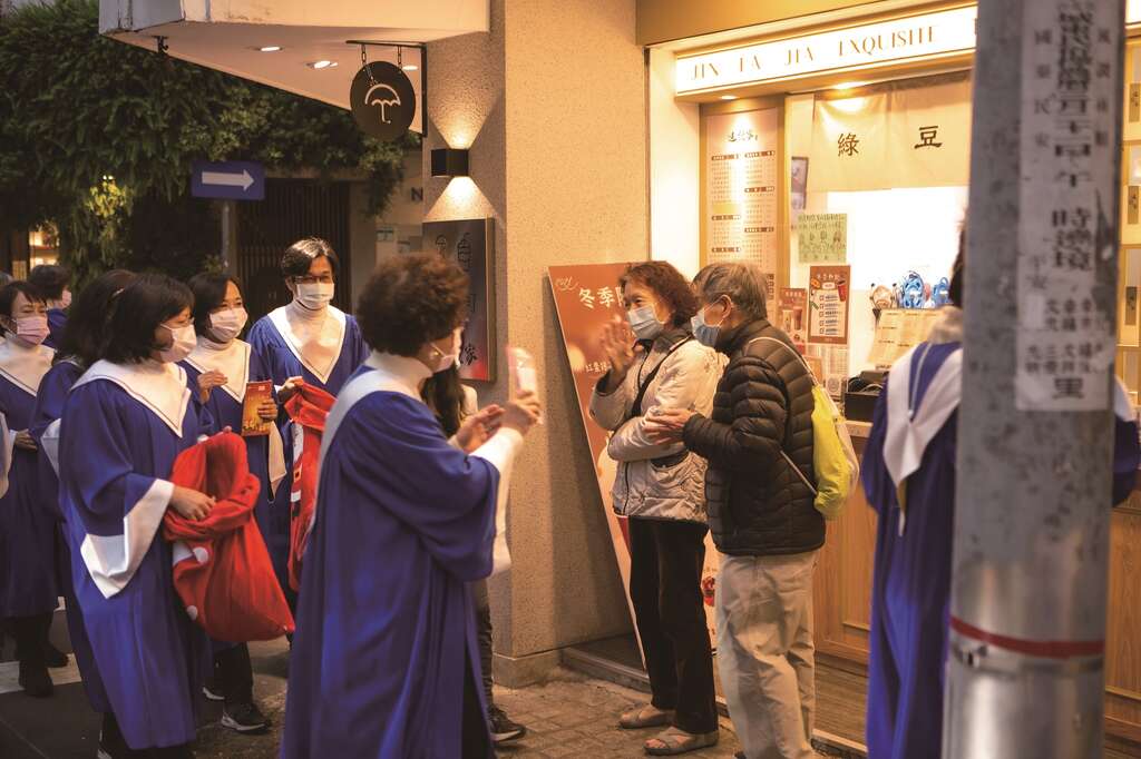 12月23日将举办健走报佳音活动，欢迎民众前来共襄盛举体验温馨耶诞氛围。