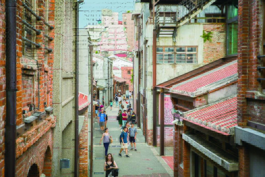 台湾的历史文化进程造就台北城市景观的多样性，从清领时期到日本时期的建筑都可在此看见。（摄影／台北市文化基金会）