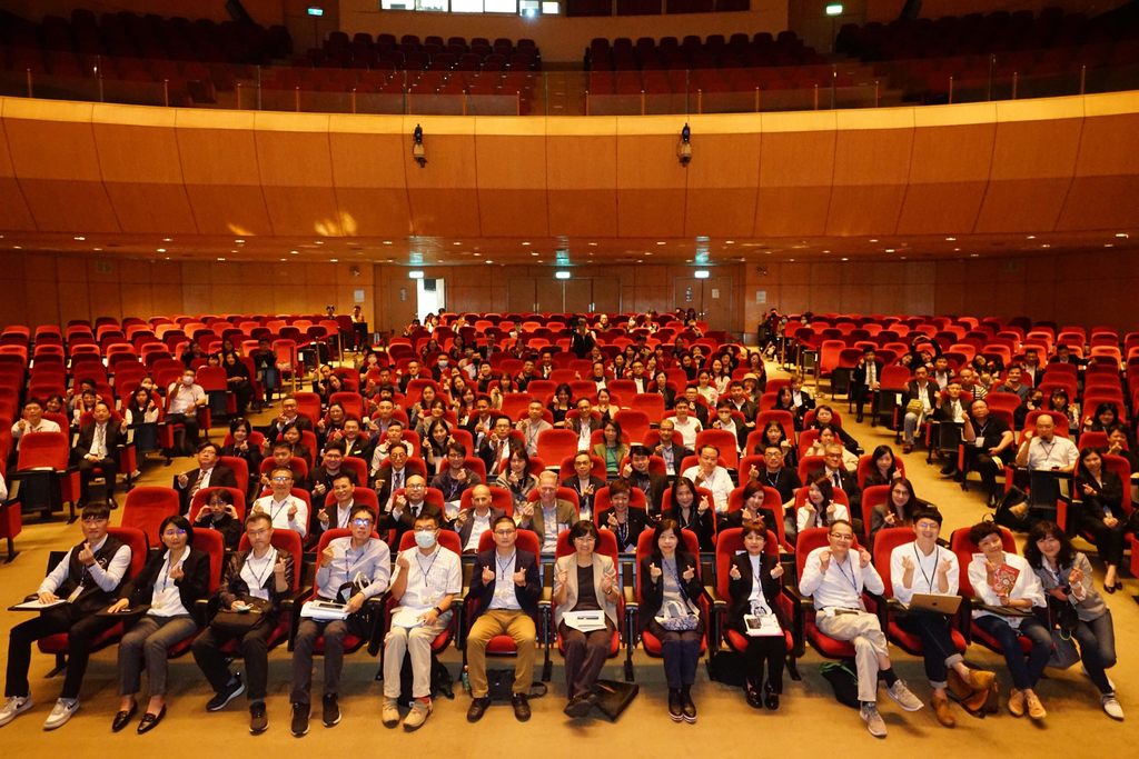觀傳局今舉辦「臺北市旅館產業交流座談會」，邀請超過百家業者、逾300人共襄盛舉。