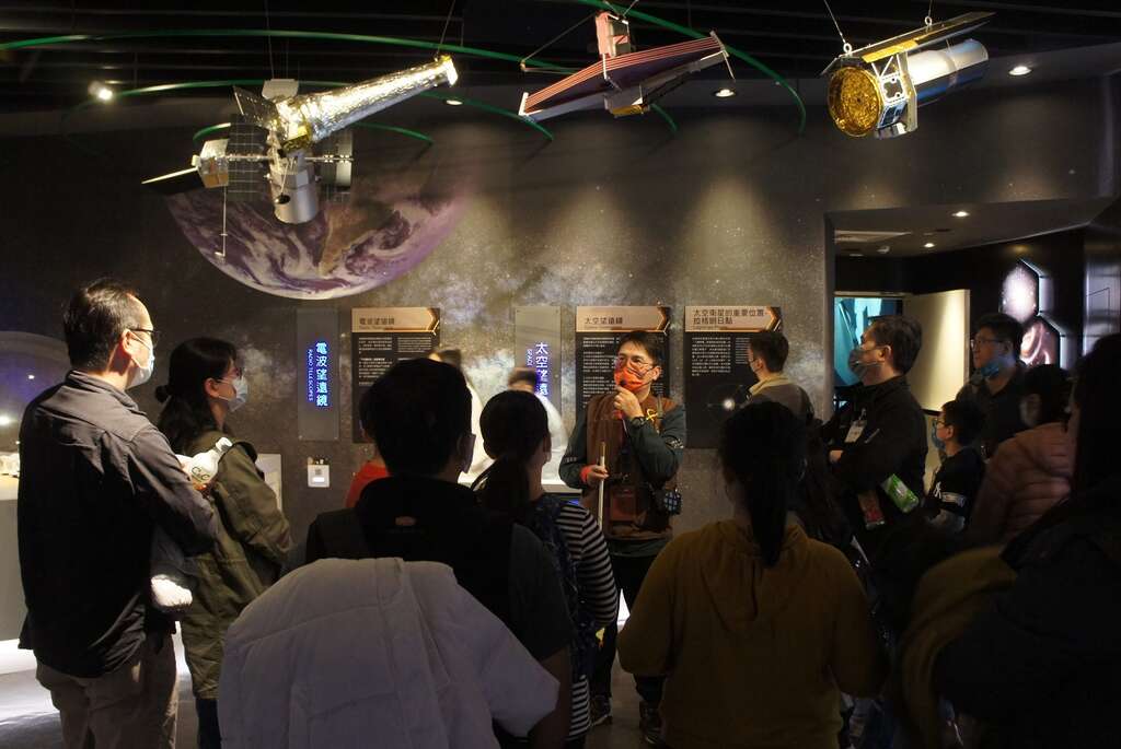 天文館5月親子營，將配合特展推出「天鏡奇緣」一日遊活動(圖片來源：臺北市立天文科學教育館)