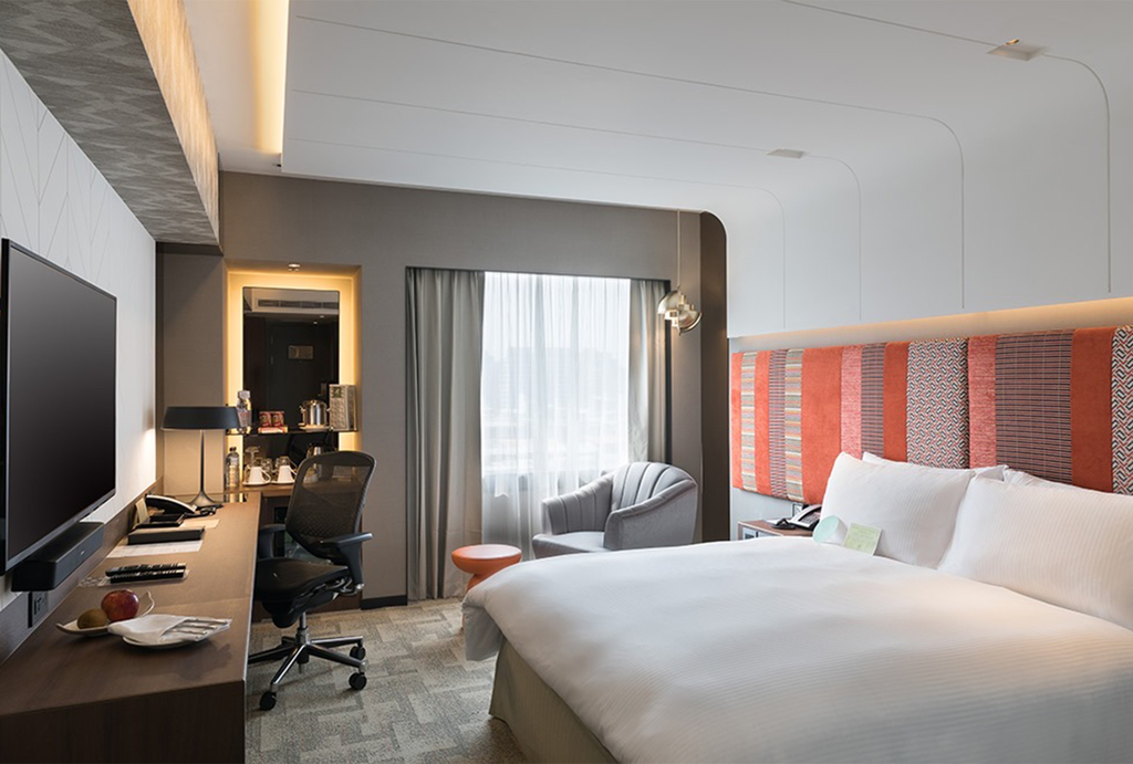 亞都麗緻大飯店推出卓越客房平日32折優惠。