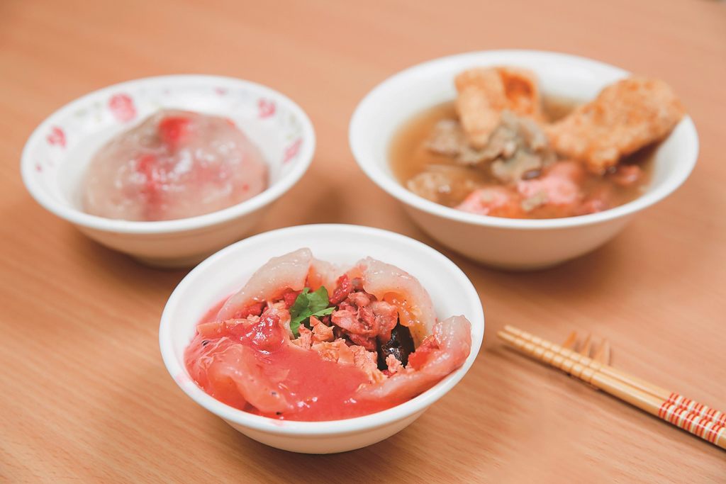 「川業肉圓」主打手工醃製肉餡的紅糟肉圓。（攝影／林煒凱）(圖片來源：臺北市政府觀光傳播局)