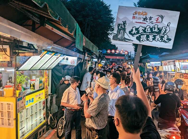 來台北夜市打牙祭，一同選出十大夜市神美食。