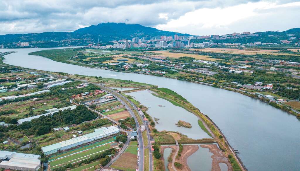 P48-51#写真 腾空飞行瞰见台北1@李柏毅