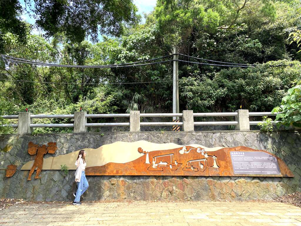 硫磺谷地热观景平台。(图片来源：台北市政府工务局大地工程处)