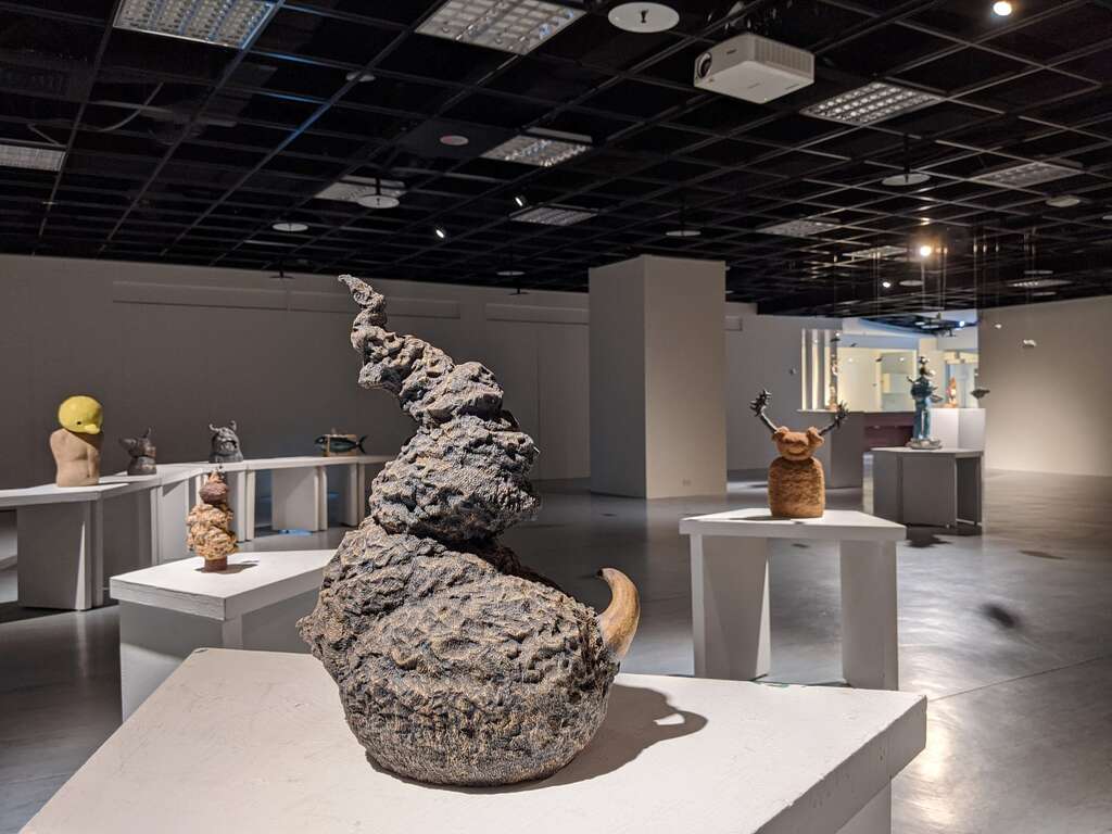 台北市青发家教中心「过程」陶艺创作展即日起至112年9月24日展出(图片来源：台北市青少年发展暨家庭教育中心)