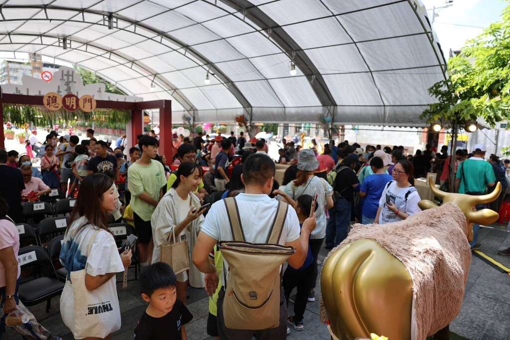 活动现场民众热情参与(图片来源：台北市商业处)