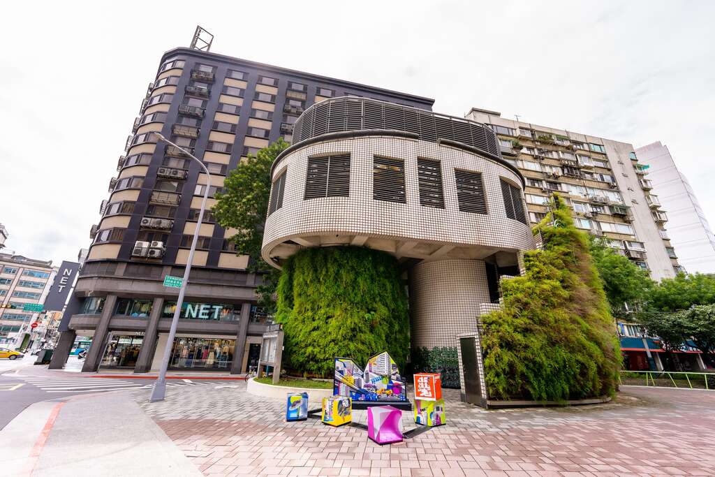 东区蒙太奇(设计师：林容伊)(图片来源：台北市政府文化局)