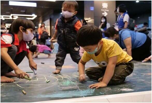 小小艺术家(图片来源：台北市政府社会局)