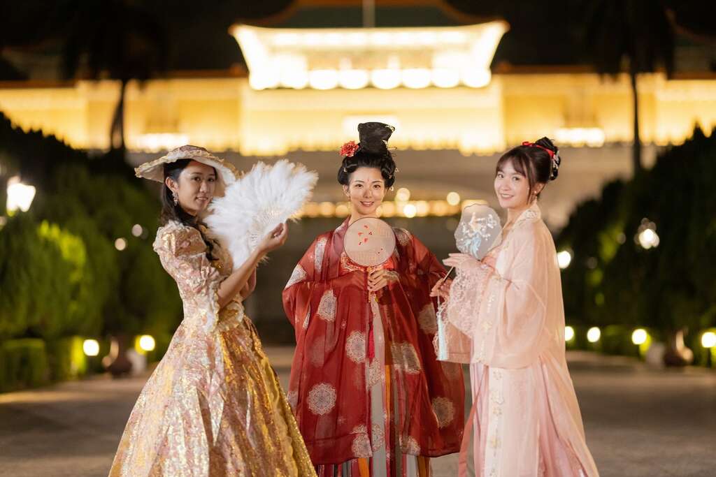 相约扮装一起嗨翻故宫之夜(图片来源：台北市政府观光传播局)