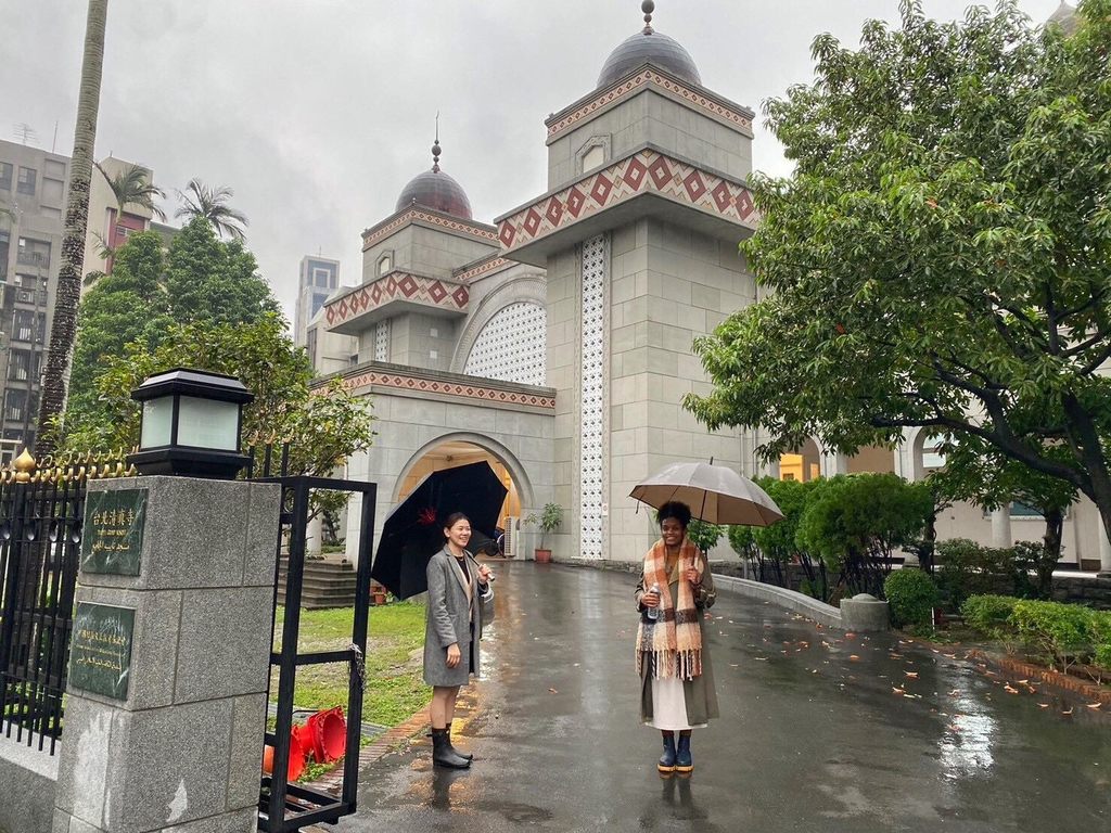 法国业者参访台北清真寺，赞叹台北多元的宗教氛围。