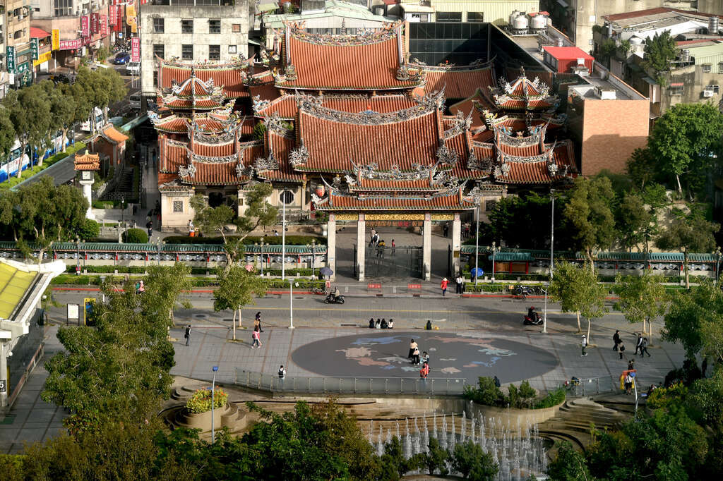 The Architectural Culture of Century-old Historic Sites(2)
