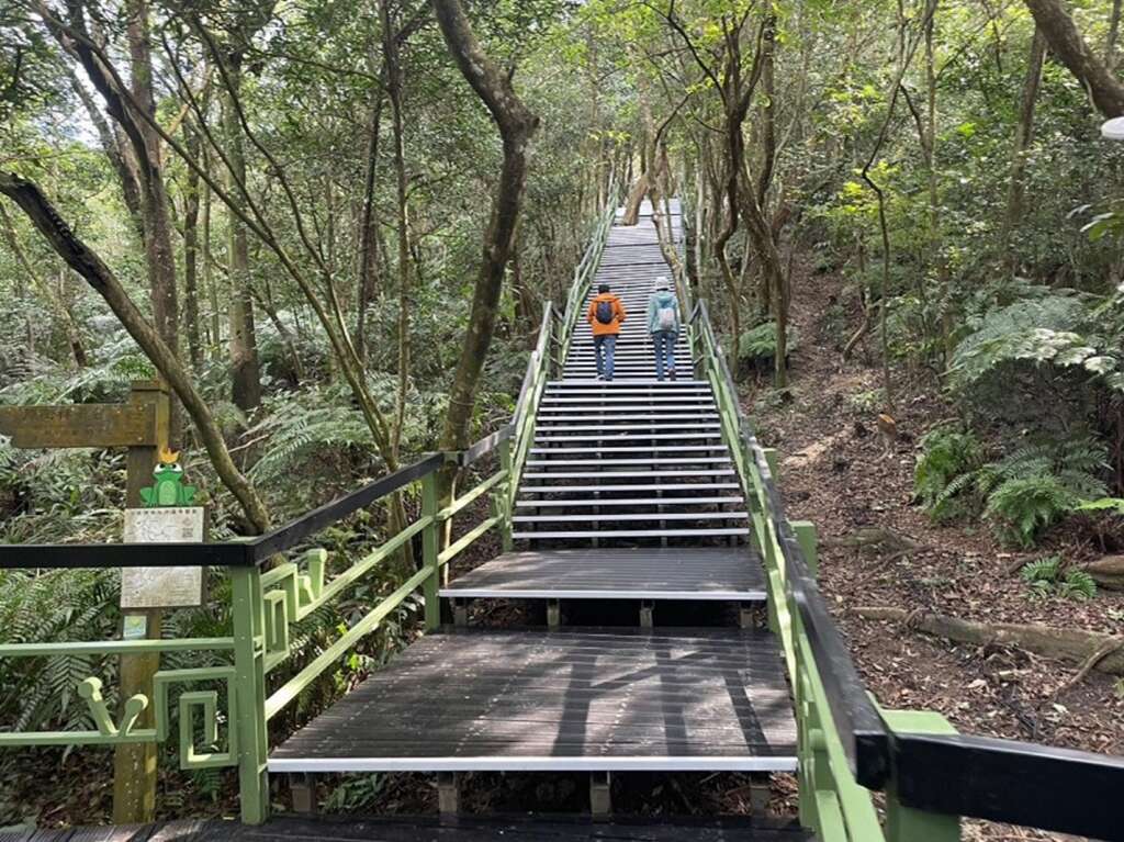 大崙頭赤腳步道(圖片來源：臺北市政府工務局大地工程處)