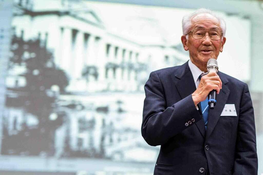 建成國小同窗會會長新井基也返校分享80年前的台北生活