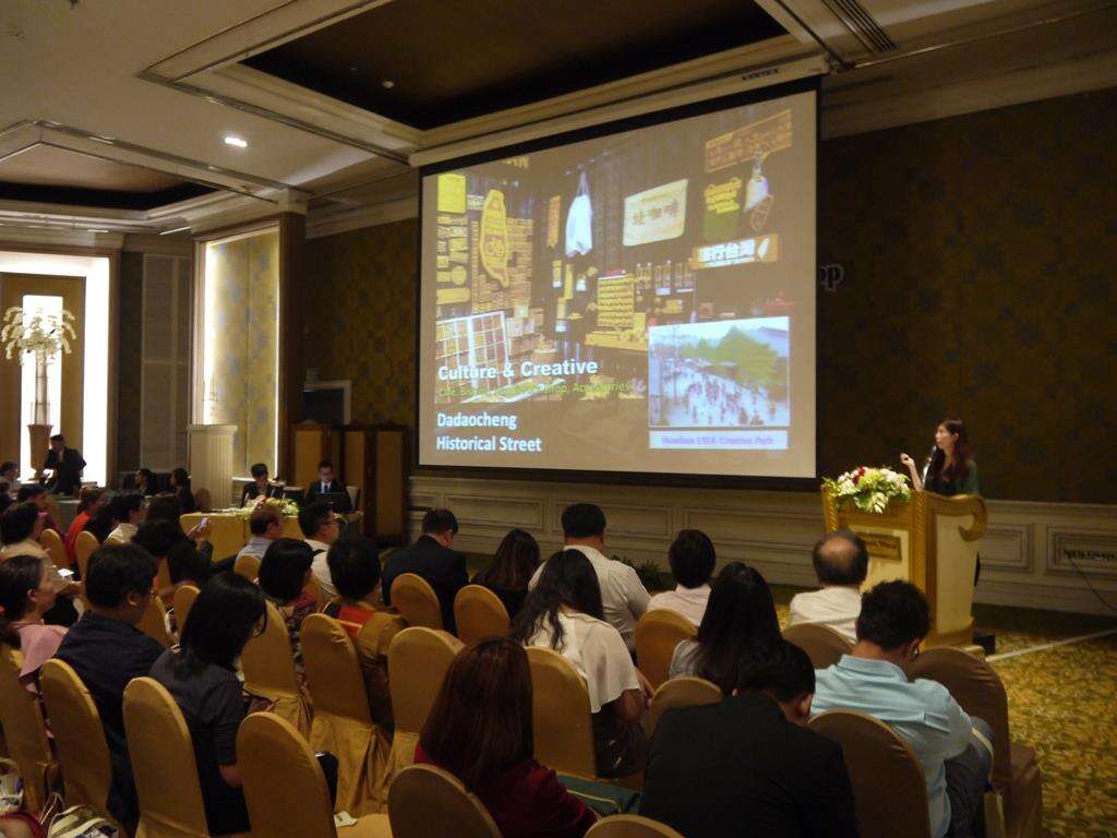 台北市觀光傳播局向泰國旅遊業者介紹台北市的旅遊環境