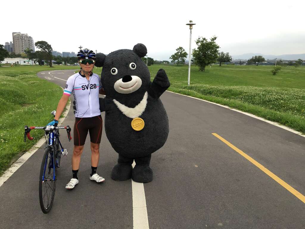 熊讚邀您一起來趟台北河濱單車之旅(林晏慈提供)