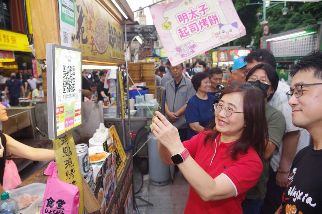 走入台北夜市,便能品尝好味道，吃遍全台北(图片来源：台北市市场处)