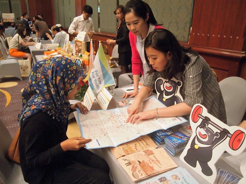 为拓展东协十国及穆斯林旅游市场，台北市观光传播局今年首次赴印尼泗水参加观光推广会