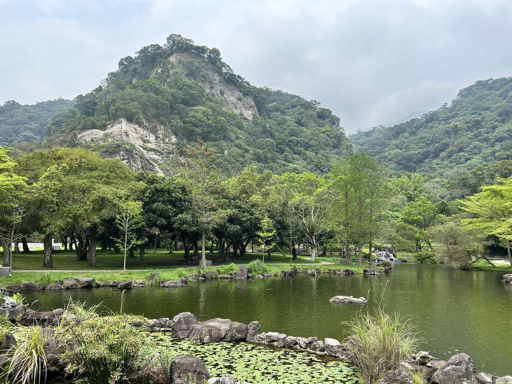 走访情人湖与五指山层(图片来源：台北市政府工务局大地工程处)