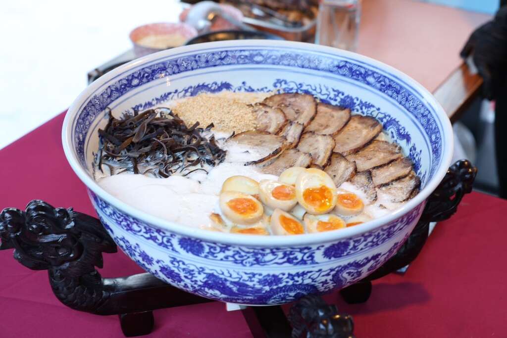 条通商圈十条宴谕吉拉面(图片来源：台北市商业处)