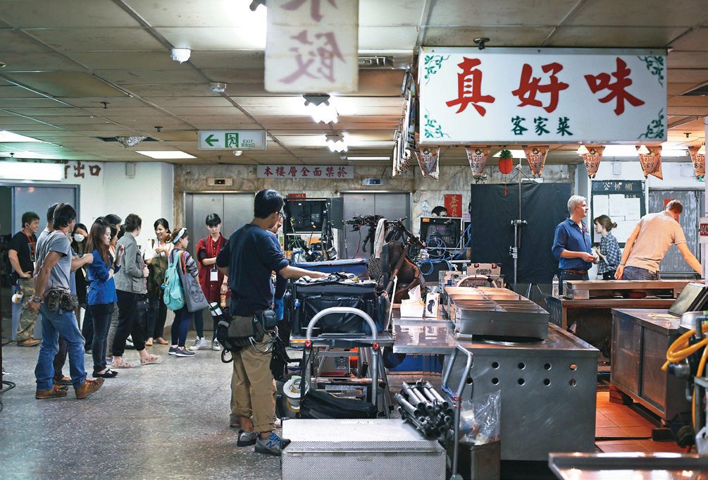 《露西》（2014）工作照，攝於大稻埕永樂市場。
