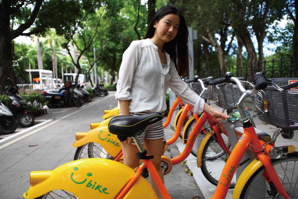 北市實施YouBike租借前30分鐘收費5元，市民更容易借到車。（Wallace_Chang攝）.jpg