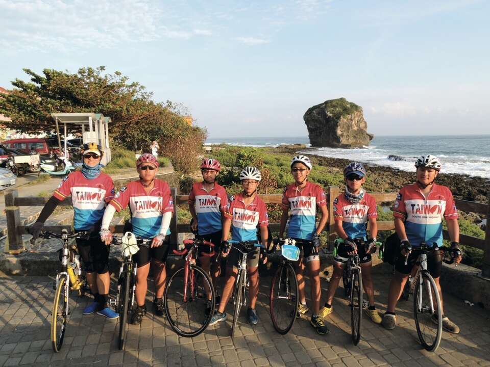 通过首届补助计画的团队中，共有2队是以单车环岛的方式进行壮游