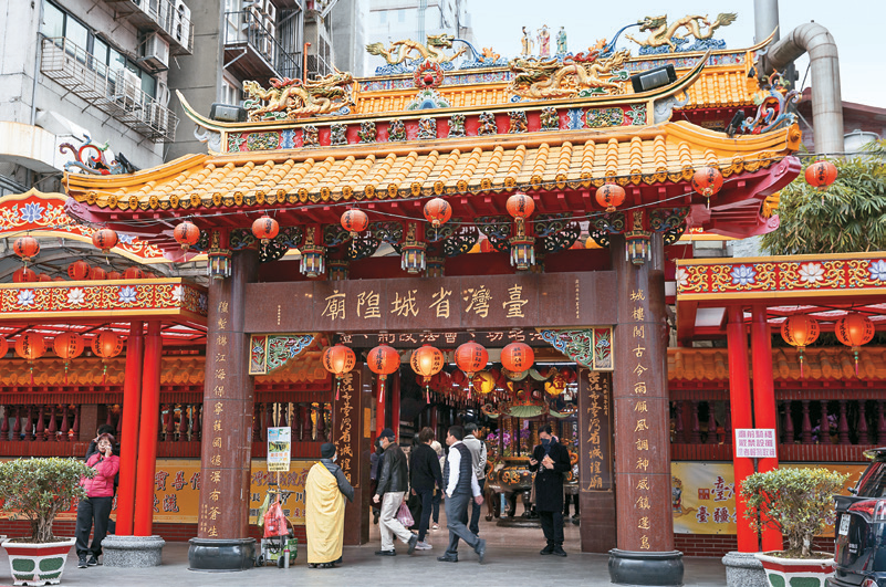 台灣省城隍廟為城中一帶重要的信仰中心