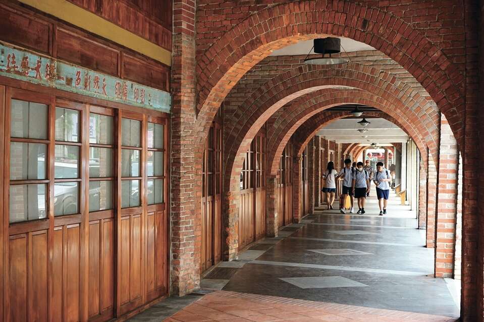 剝皮寮街區保留老台北的建築風華。