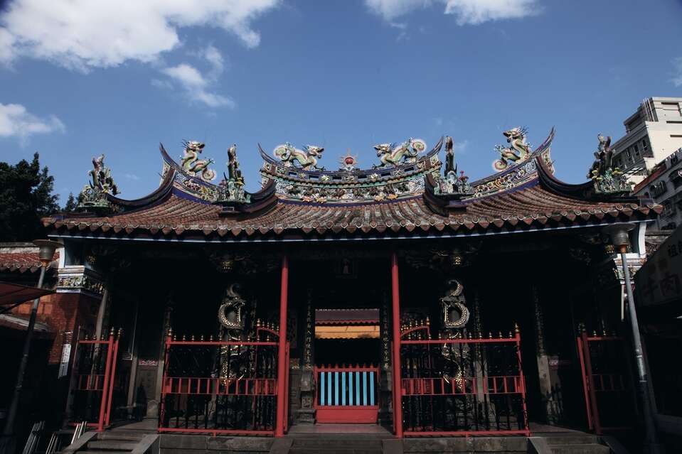 艋舺清水岩在清朝与艋舺龙山寺、大龙峒保安宫并称台北三大寺庙。
