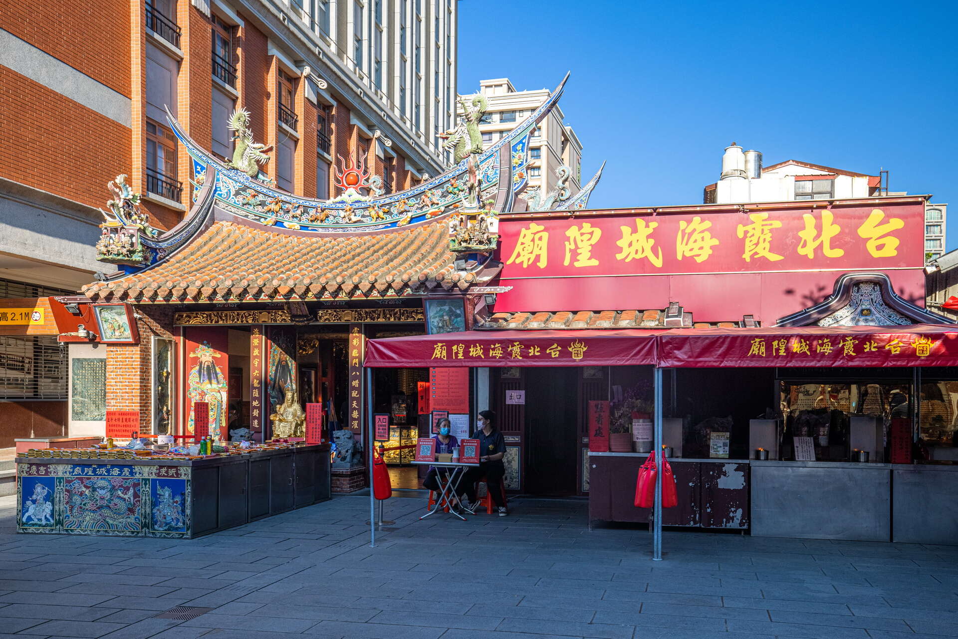 臺北霞海城隍廟(照片由臺北市政府觀光傳播局提供)