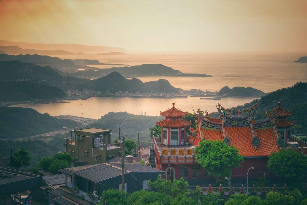 台北畫刊105年12月第587期—鐵馬壯遊南北山川　德國旅人　行腳台灣