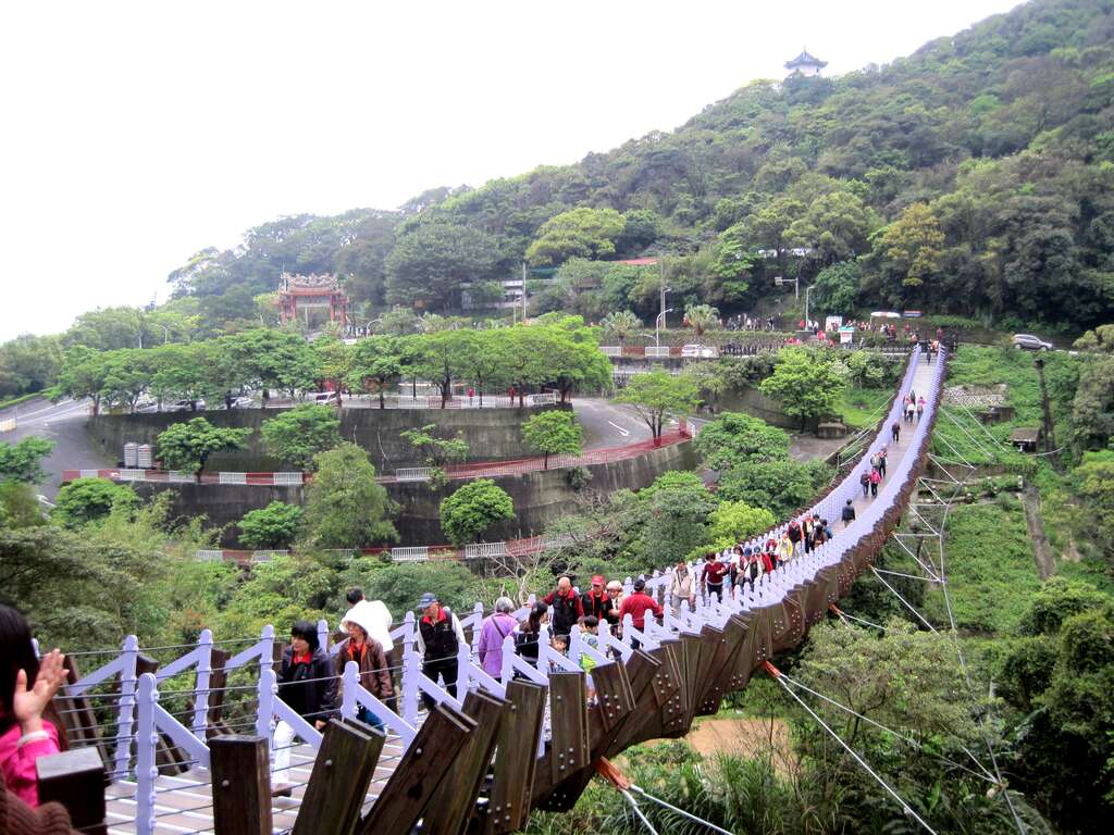 台北市白石湖同心池换新妆  阖家出游好去处