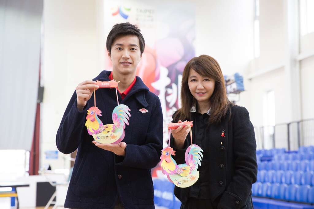 기쁜 일을 만나면 마음이 상쾌해진다 쟝훙졔(江宏傑)가 2017 타이베이 등불 축제 홍보대사를 맡다