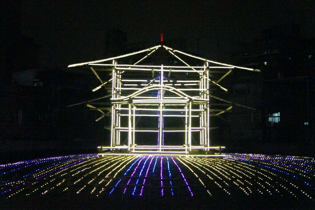 透过光影变化重现西本愿寺