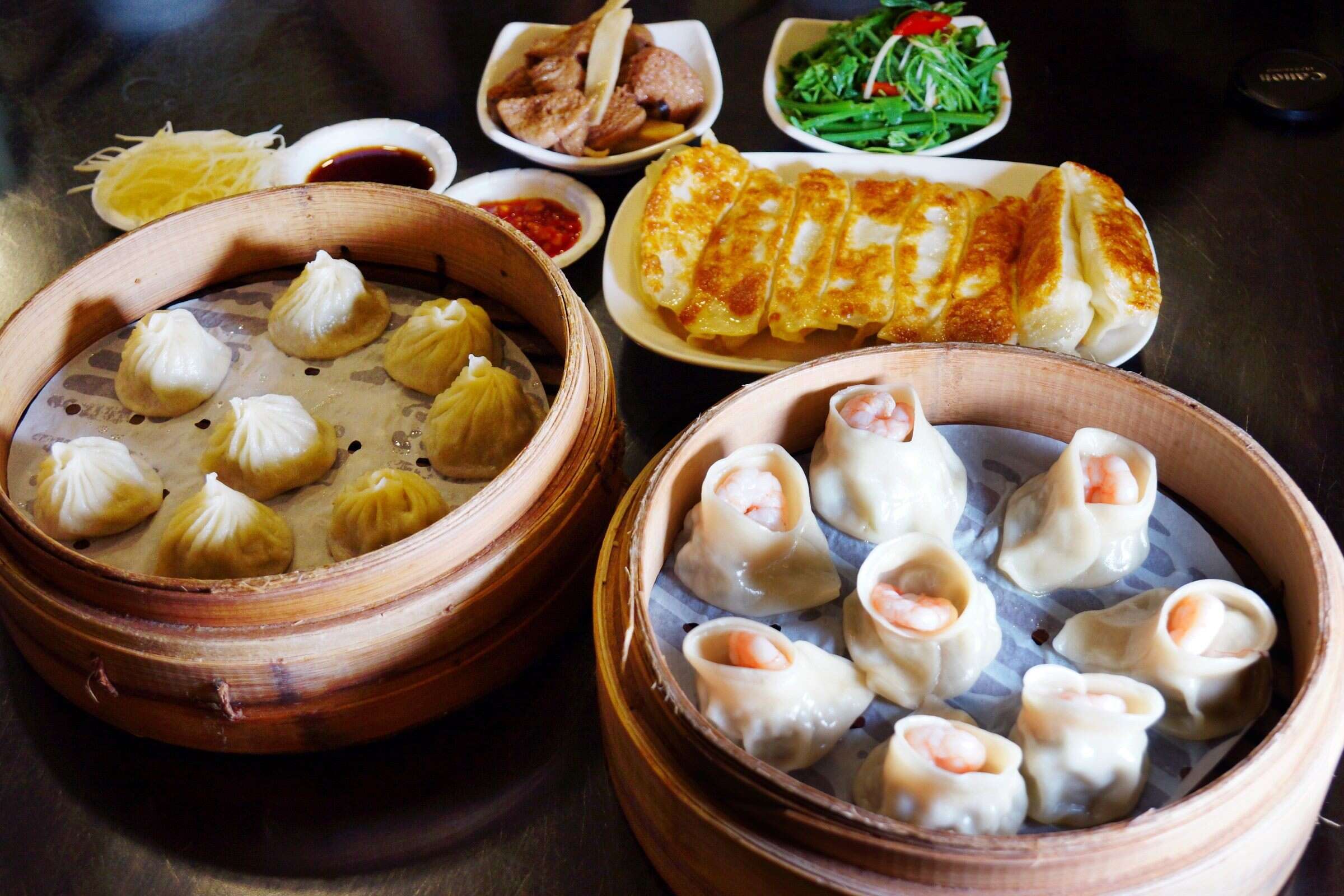 台北市各景点与商圈周边的美食选择丰富多元。(图片来源：台北市政府观光传播局)