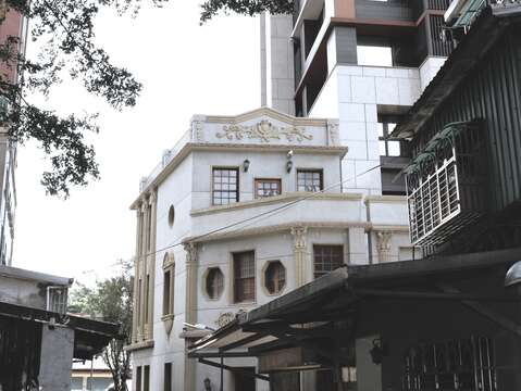 Qingyun Building