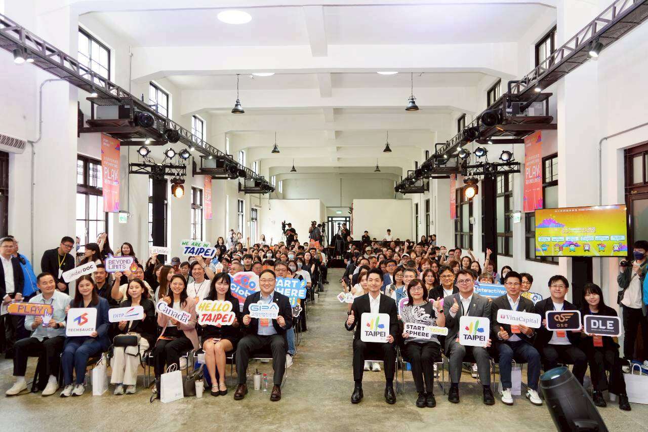 「2025 StartSphere Taipei台北创新创业总汇」大合影(图片来源：台北市政府秘书处媒体事务组)