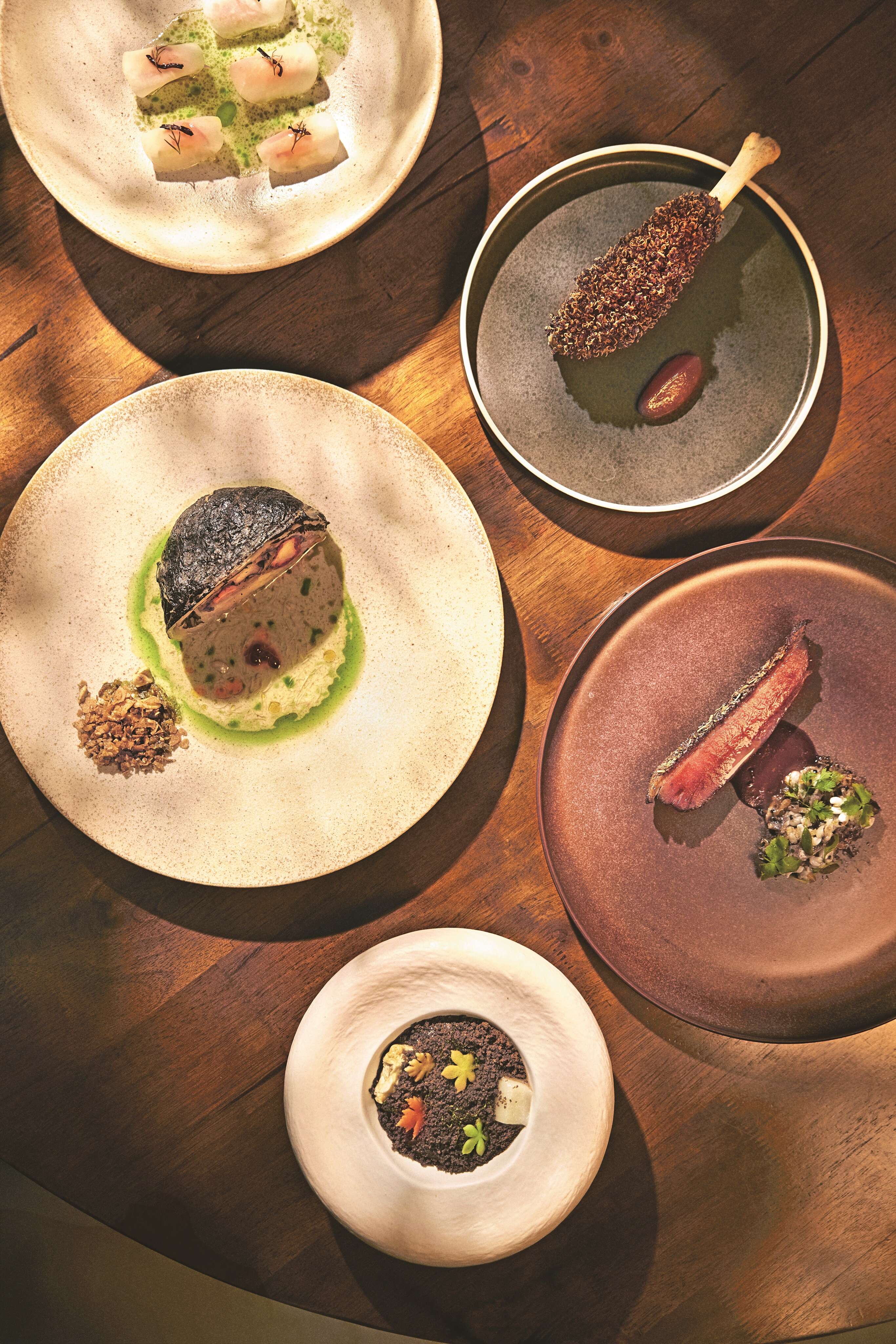 P24-27 食旅-3 「Tableau by Craig Yang」將台灣辦桌菜結合法餐技巧，使常民美食蛻變升級。（圖／Tableau by Craig Yang）