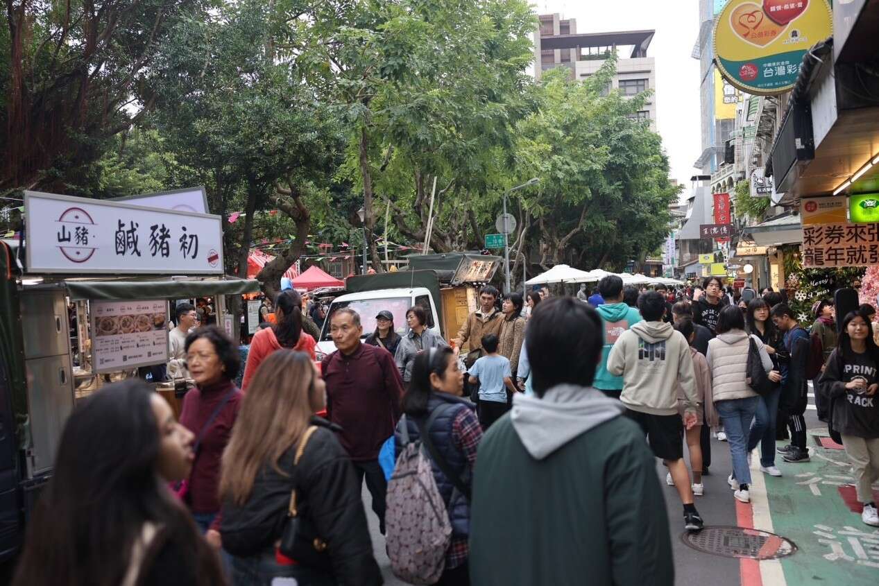 市集攤位美食人氣滿滿（圖片來源：台北市商業處）