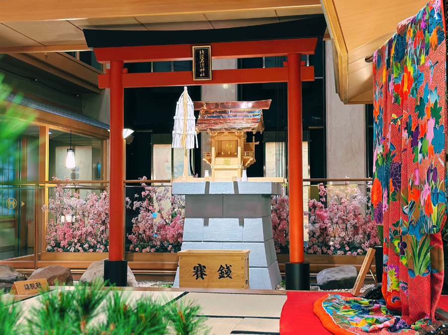 圖說：日勝生加賀屋國際溫泉飯店6樓北投石浦神社。（日勝生加賀屋國際溫泉飯店提供）