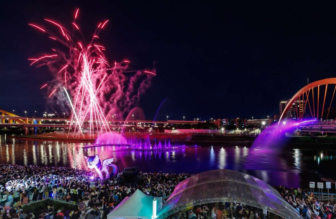 2026 Taipei Water Dance Festival Opens with Water-
