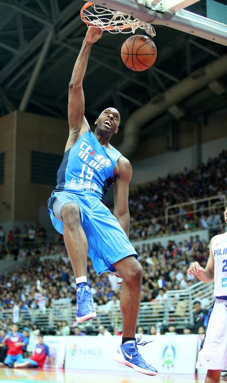Taipei Basketball Star<br>  Quincy Davis III<br> Humbled To Call Taiwan Home