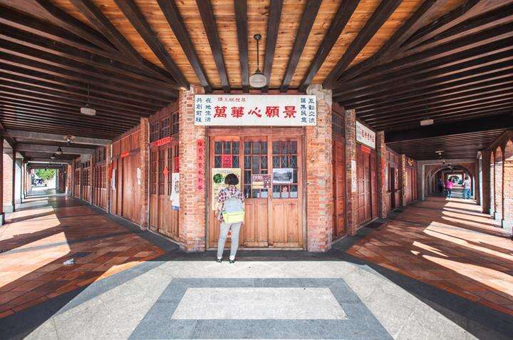 TAIPEI 夏季号 2016 Vol.06 文学の世界と共に「流」れる町 台北旧市街地の今と昔