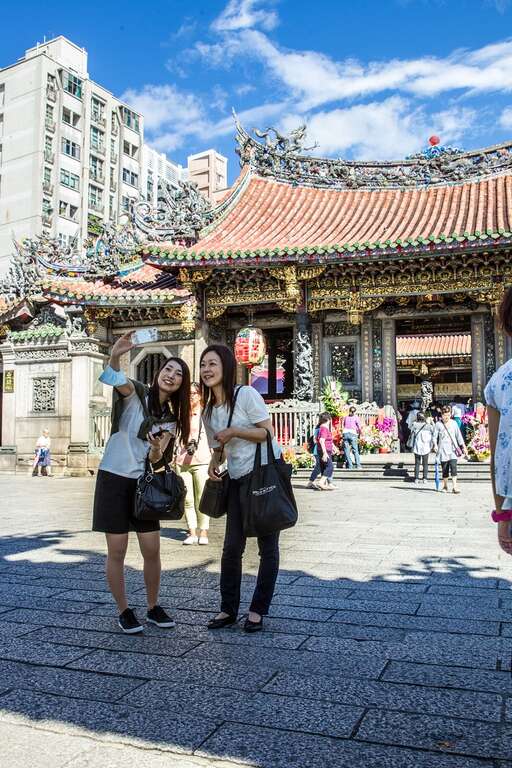 TAIPEI WINTER 2016 Vol.06　The Culture of the Old City – Bangka